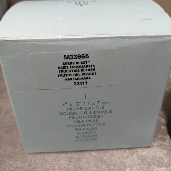 PartyLite Berry Blast Pillar Candle- 3" M33665 Retired - Picture 2 of 6